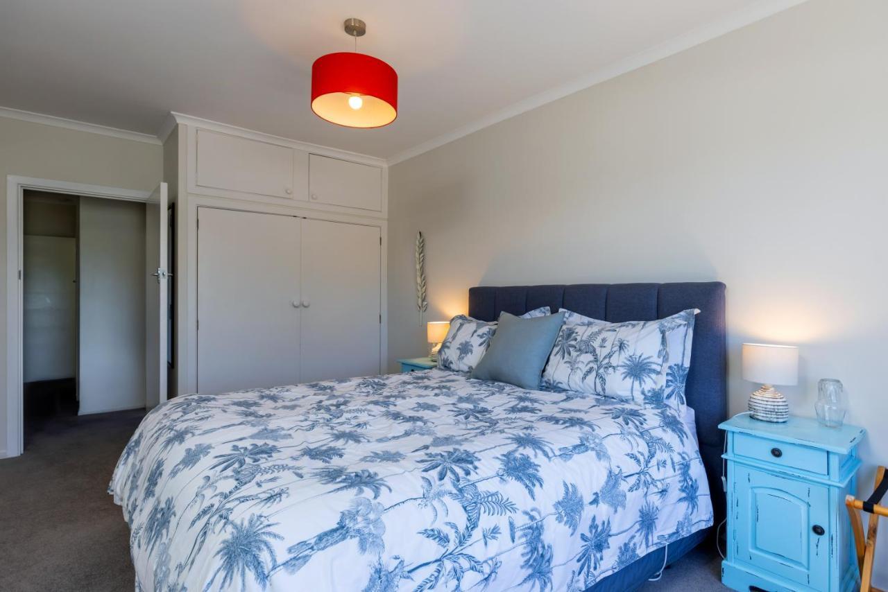 Seaview Apartment Picton Exterior photo