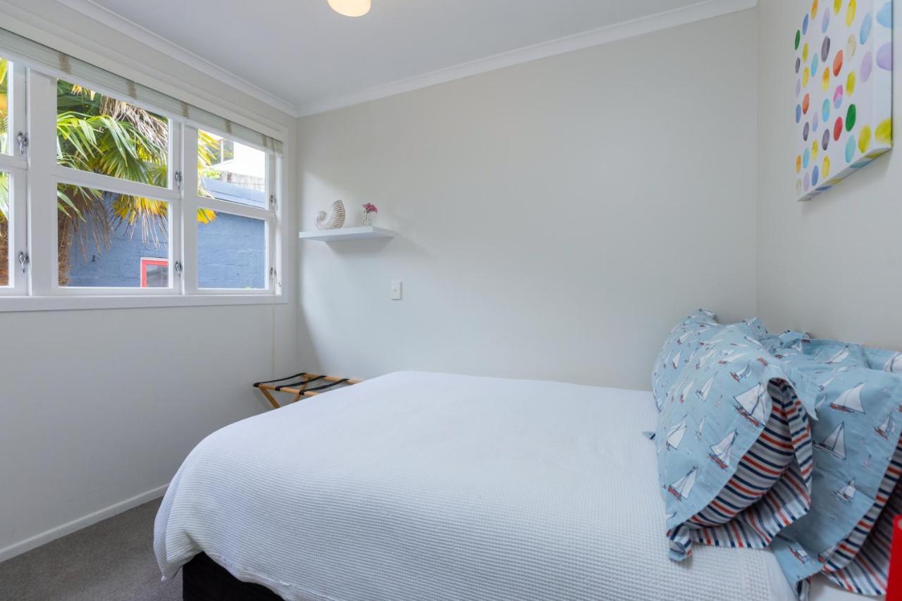 Seaview Apartment Picton Exterior photo
